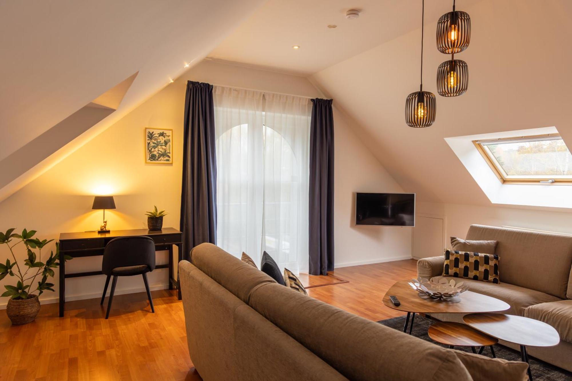 Hotel & Apartments Bibois Leuven Oud-Heverlee Bagian luar foto