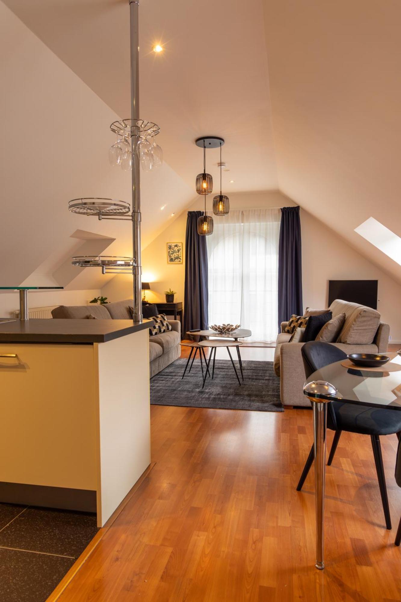 Hotel & Apartments Bibois Leuven Oud-Heverlee Bagian luar foto
