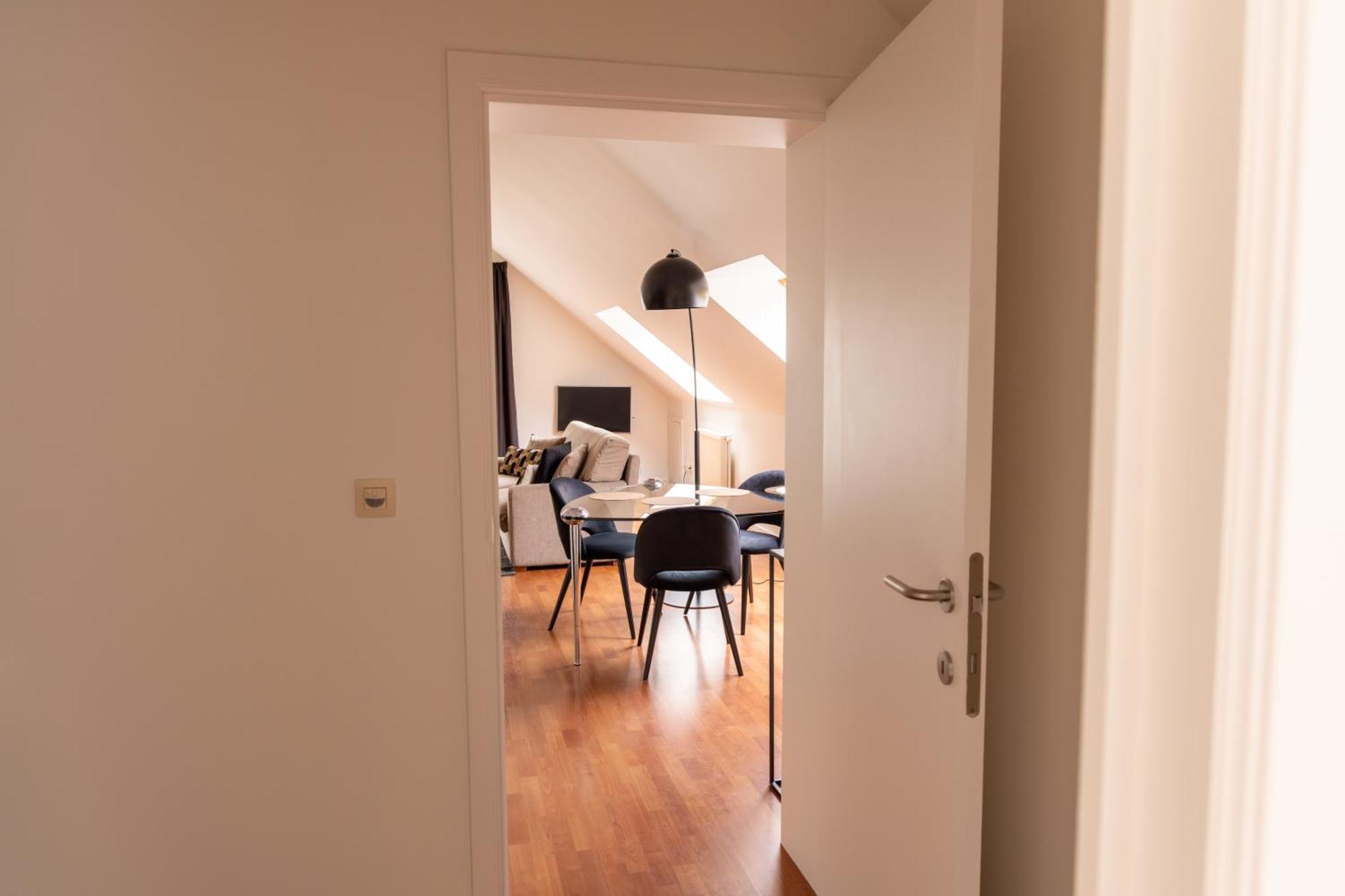 Hotel & Apartments Bibois Leuven Oud-Heverlee Bagian luar foto